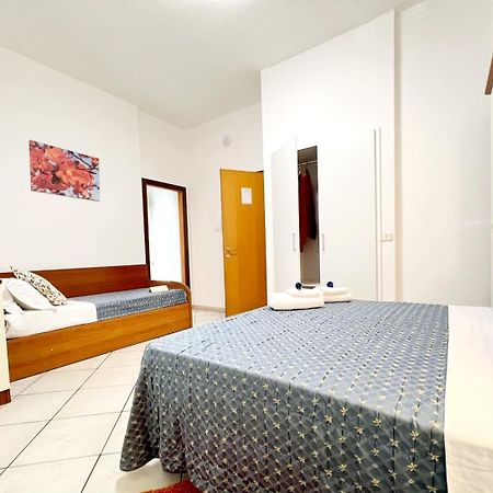 Residence I Girasoli Римини Экстерьер фото