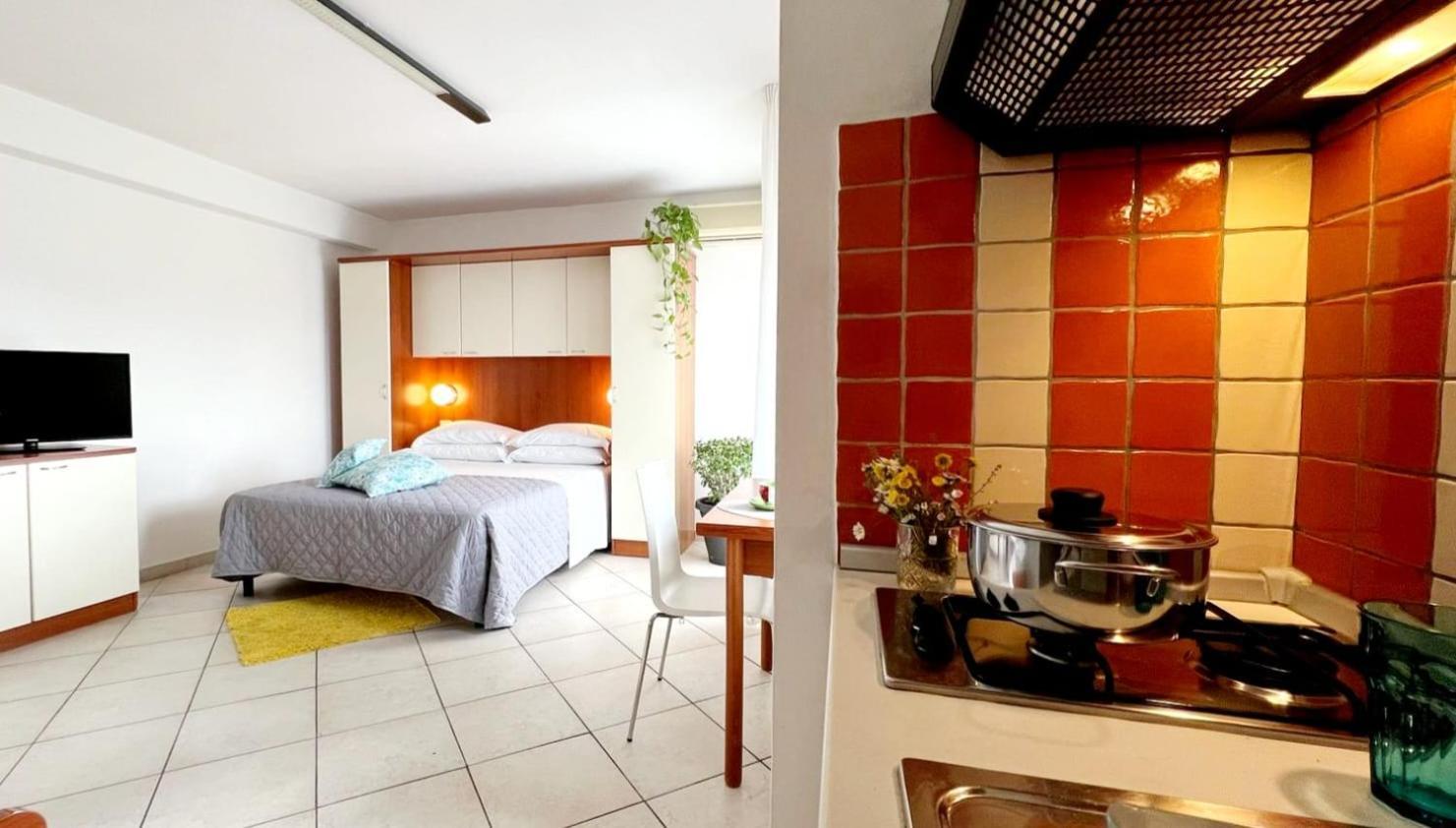 Residence I Girasoli Римини Экстерьер фото